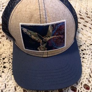 Trucker’s hat